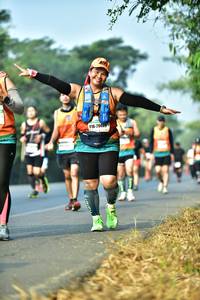 BIB: 200
                            <button type="button" onclick="openModal(10157872)" class="btn btn-primary btn-sm float-right btn-popup" data-toggle="modal" data-target=".modal-high-quality">
                        <i class="fas fa-shopping-cart"></i> Add to Cart
                    </button>
                                            <button type="button" onclick="isThisMe(10157872, true)" class="btn btn-success btn-sm float-right btn-popup btn-isme hidden" data-toggle="tooltip" data-placement="bottom" title="นี่คือรูปของคุณใช่ไหม คลิกที่นี่เพื่อเอาเข้าอัลบั้ม">
                        <i class="fas fa-plus"></i> Add to album
                    </button>
                    <button type="button" onclick="isThisMe(10157872, false)" class="btn btn-warning btn-sm float-right btn-popup btn-isnotme hidden">
                        <i class="fas fa-ban"></i> Remove from album
                    </button>